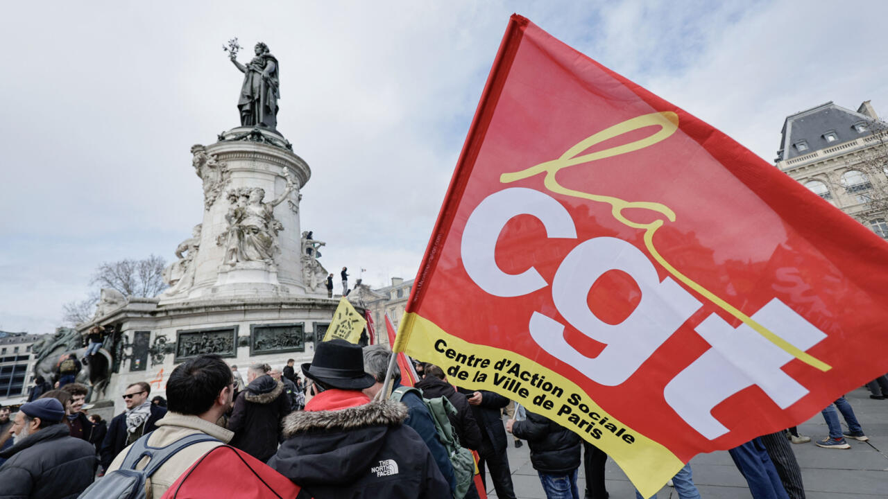 En direct : près de 260 rassemblements en France, un 1er-Mai sans unité syndicale En direct : près de 260 rassemblements en France, un 1er-Mai sans unité syndicale